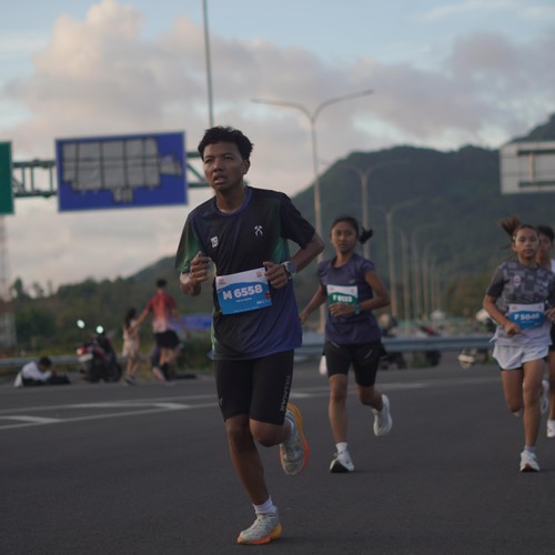 Race photo from KEDIRI HALF MARATHON 2026