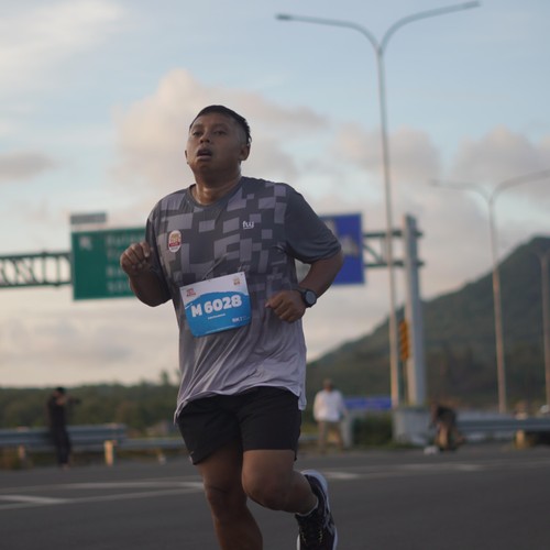 Race photo from KEDIRI HALF MARATHON 2026