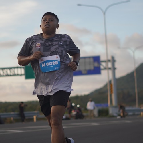 Race photo from KEDIRI HALF MARATHON 2026