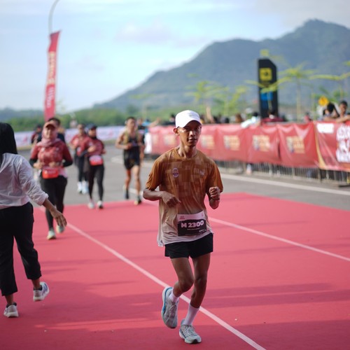 Race photo from KEDIRI HALF MARATHON 2026