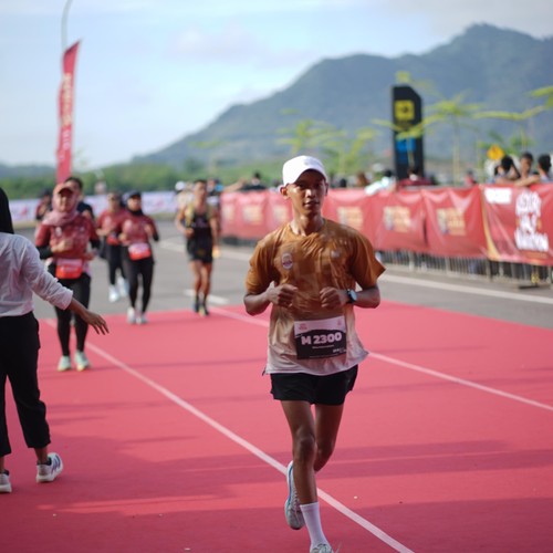 Race photo from KEDIRI HALF MARATHON 2026