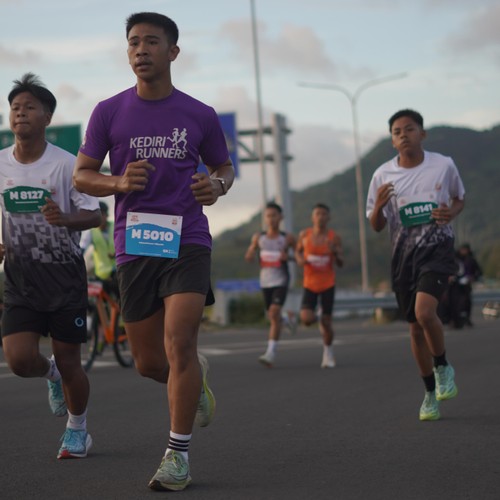 Race photo from KEDIRI HALF MARATHON 2026