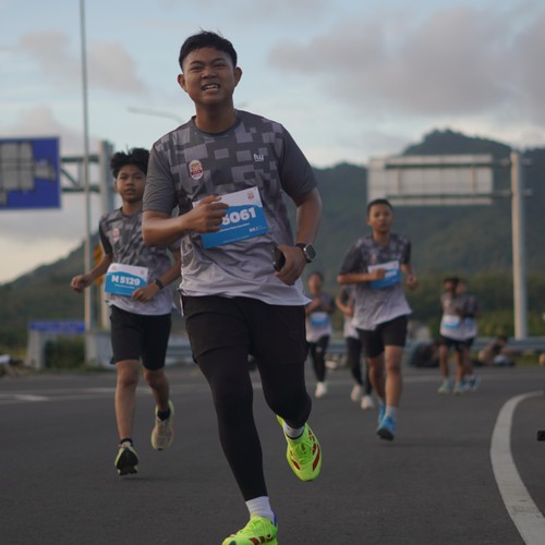 Race photo from KEDIRI HALF MARATHON 2026