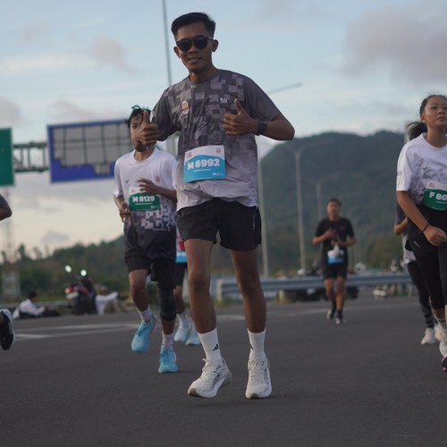 Race photo from KEDIRI HALF MARATHON 2026