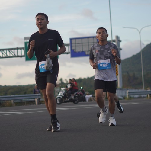 Race photo from KEDIRI HALF MARATHON 2026