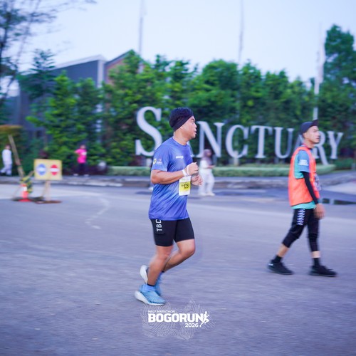 Race photo from BOGORUN 2026