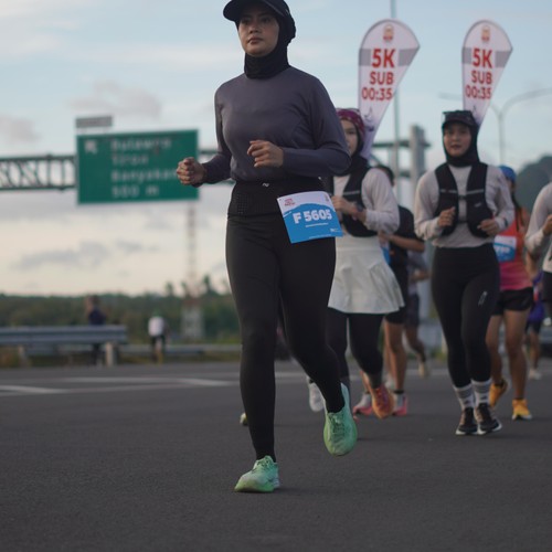 Race photo from KEDIRI HALF MARATHON 2026