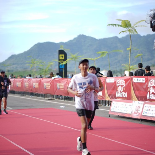 Race photo from KEDIRI HALF MARATHON 2026