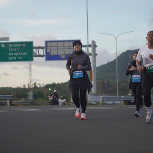 Race photo from KEDIRI HALF MARATHON 2026