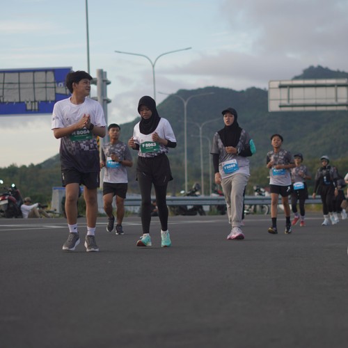 Race photo from KEDIRI HALF MARATHON 2026