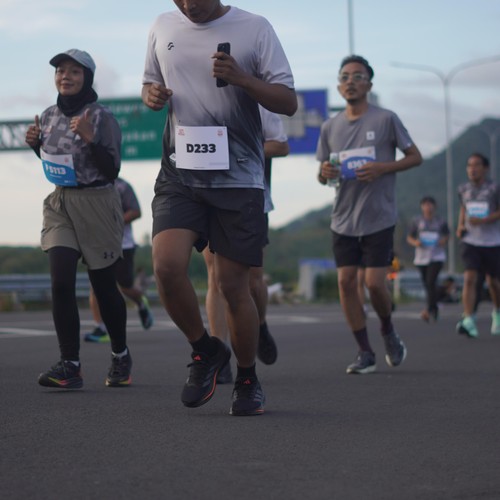 Race photo from KEDIRI HALF MARATHON 2026
