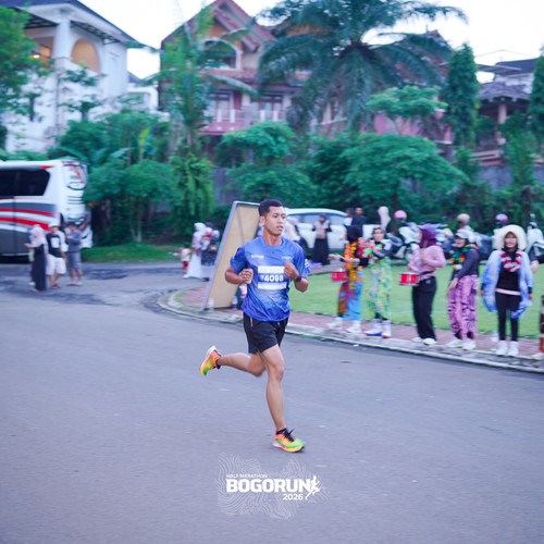Race photo from BOGORUN 2026