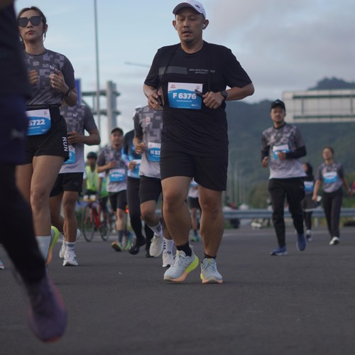Race photo from KEDIRI HALF MARATHON 2026