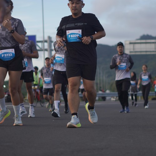 Race photo from KEDIRI HALF MARATHON 2026