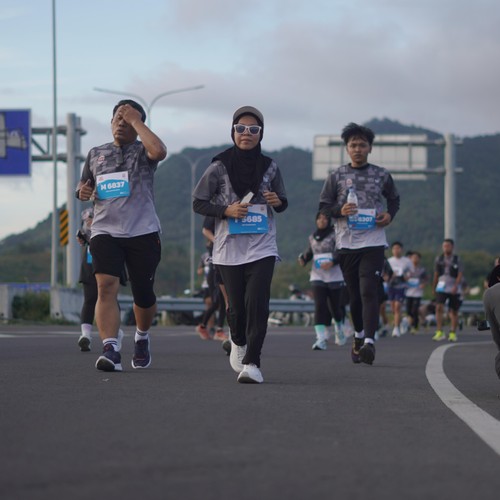 Race photo from KEDIRI HALF MARATHON 2026