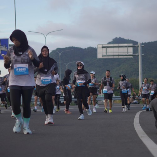 Race photo from KEDIRI HALF MARATHON 2026