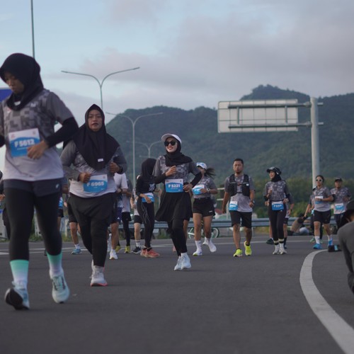 Race photo from KEDIRI HALF MARATHON 2026