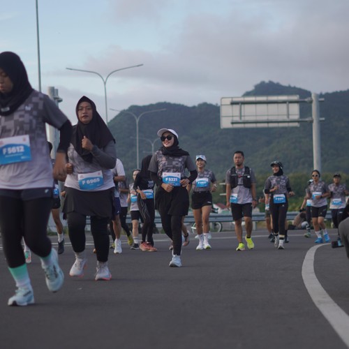 Race photo from KEDIRI HALF MARATHON 2026