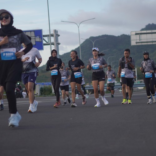 Race photo from KEDIRI HALF MARATHON 2026