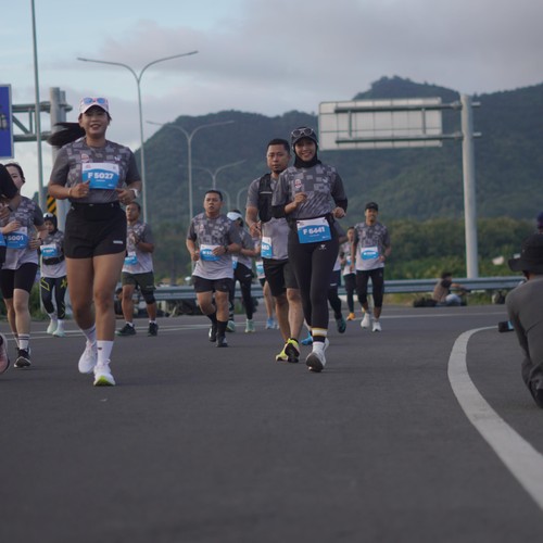 Race photo from KEDIRI HALF MARATHON 2026