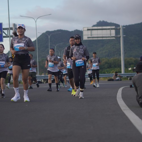 Race photo from KEDIRI HALF MARATHON 2026
