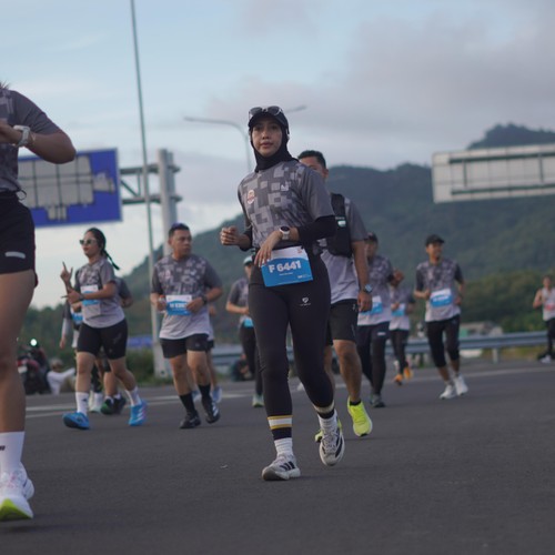 Race photo from KEDIRI HALF MARATHON 2026