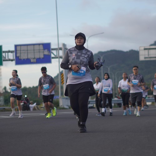 Race photo from KEDIRI HALF MARATHON 2026