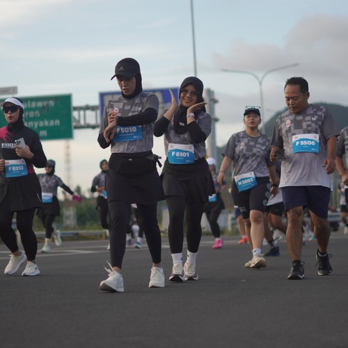 Race photo from KEDIRI HALF MARATHON 2026