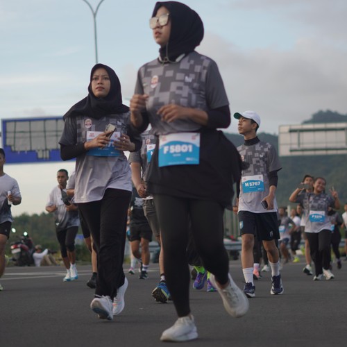 Race photo from KEDIRI HALF MARATHON 2026