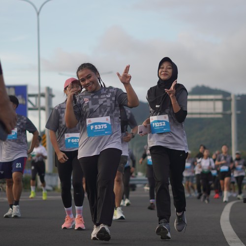 Race photo from KEDIRI HALF MARATHON 2026