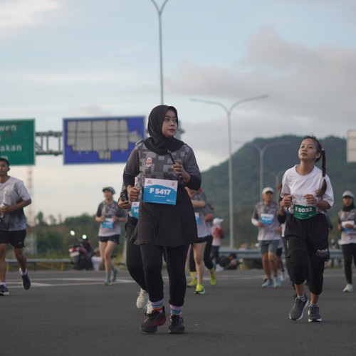 Race photo from KEDIRI HALF MARATHON 2026