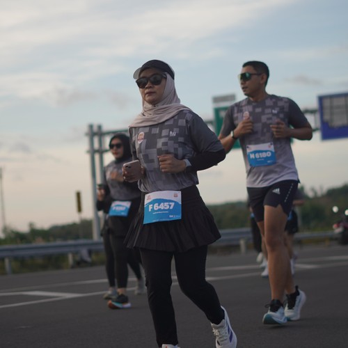Race photo from KEDIRI HALF MARATHON 2026