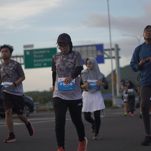 Race photo from KEDIRI HALF MARATHON 2026