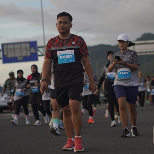 Race photo from KEDIRI HALF MARATHON 2026