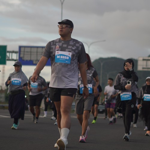 Race photo from KEDIRI HALF MARATHON 2026