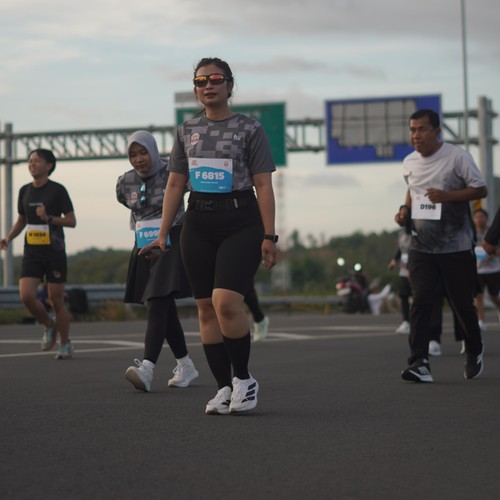 Race photo from KEDIRI HALF MARATHON 2026