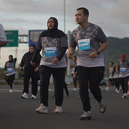 Race photo from KEDIRI HALF MARATHON 2026