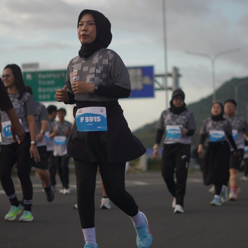 Race photo from KEDIRI HALF MARATHON 2026