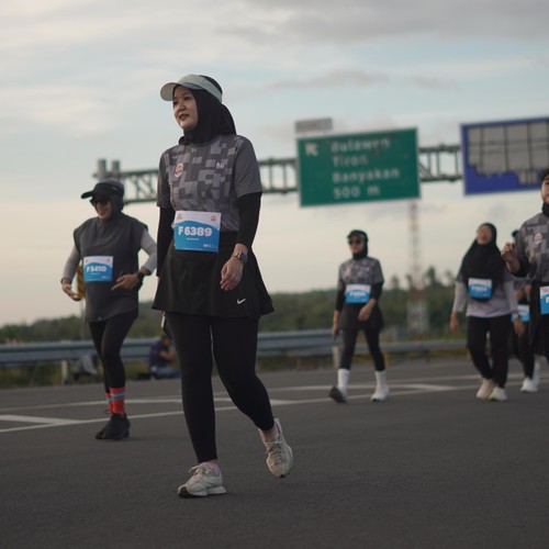 Race photo from KEDIRI HALF MARATHON 2026