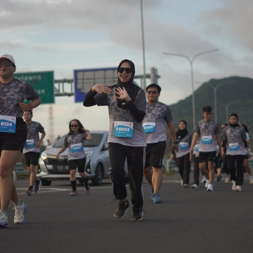 Race photo from KEDIRI HALF MARATHON 2026