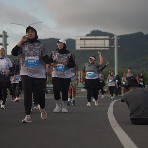 Race photo from KEDIRI HALF MARATHON 2026