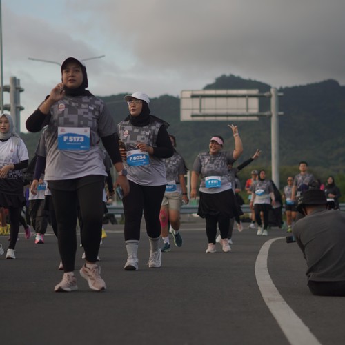 Race photo from KEDIRI HALF MARATHON 2026