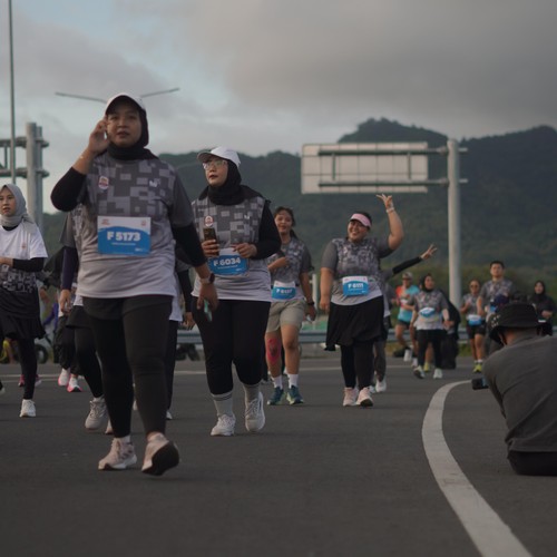 Race photo from KEDIRI HALF MARATHON 2026