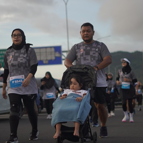Race photo from KEDIRI HALF MARATHON 2026