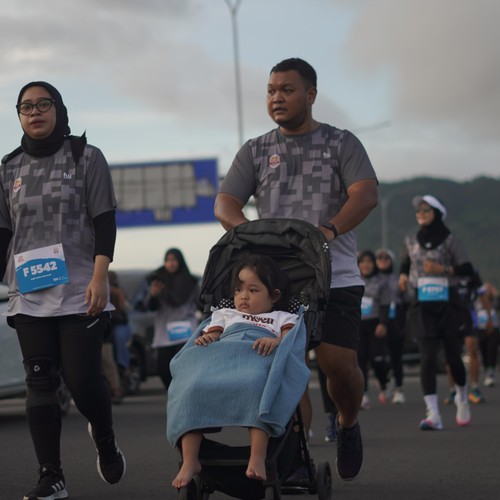 Race photo from KEDIRI HALF MARATHON 2026