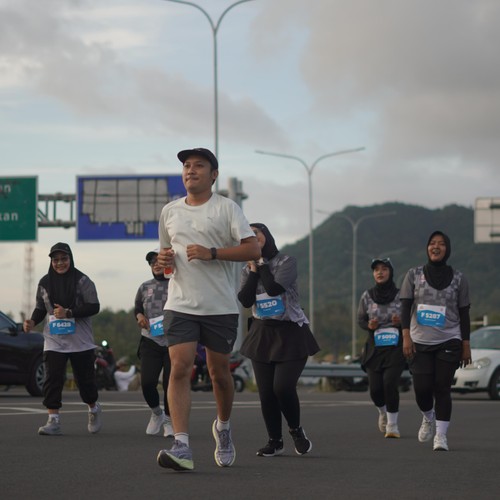 Race photo from KEDIRI HALF MARATHON 2026
