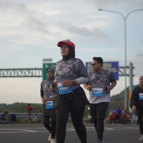 Race photo from KEDIRI HALF MARATHON 2026