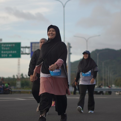 Race photo from KEDIRI HALF MARATHON 2026
