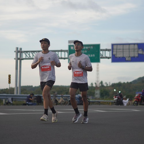 Race photo from KEDIRI HALF MARATHON 2026