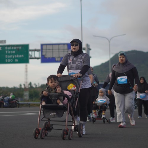 Race photo from KEDIRI HALF MARATHON 2026